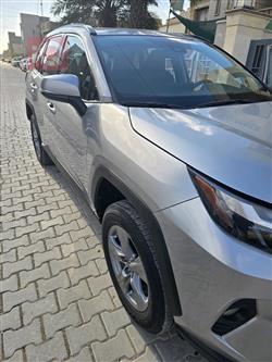 تۆیۆتا ڕاڤ 4